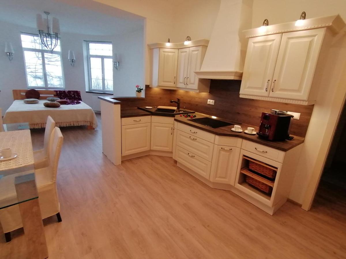 Ferienwohnung Apartman Ostry Vrsok V Starom Smokovci Vysoké Tatry Exterior foto